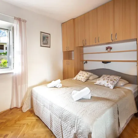 Holiday home Holiday Nevera Makarska