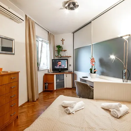 Holiday Nevera Holiday home *